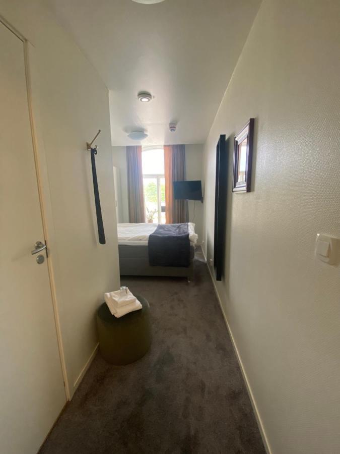 Froevi Hotell Frovi Bagian luar foto